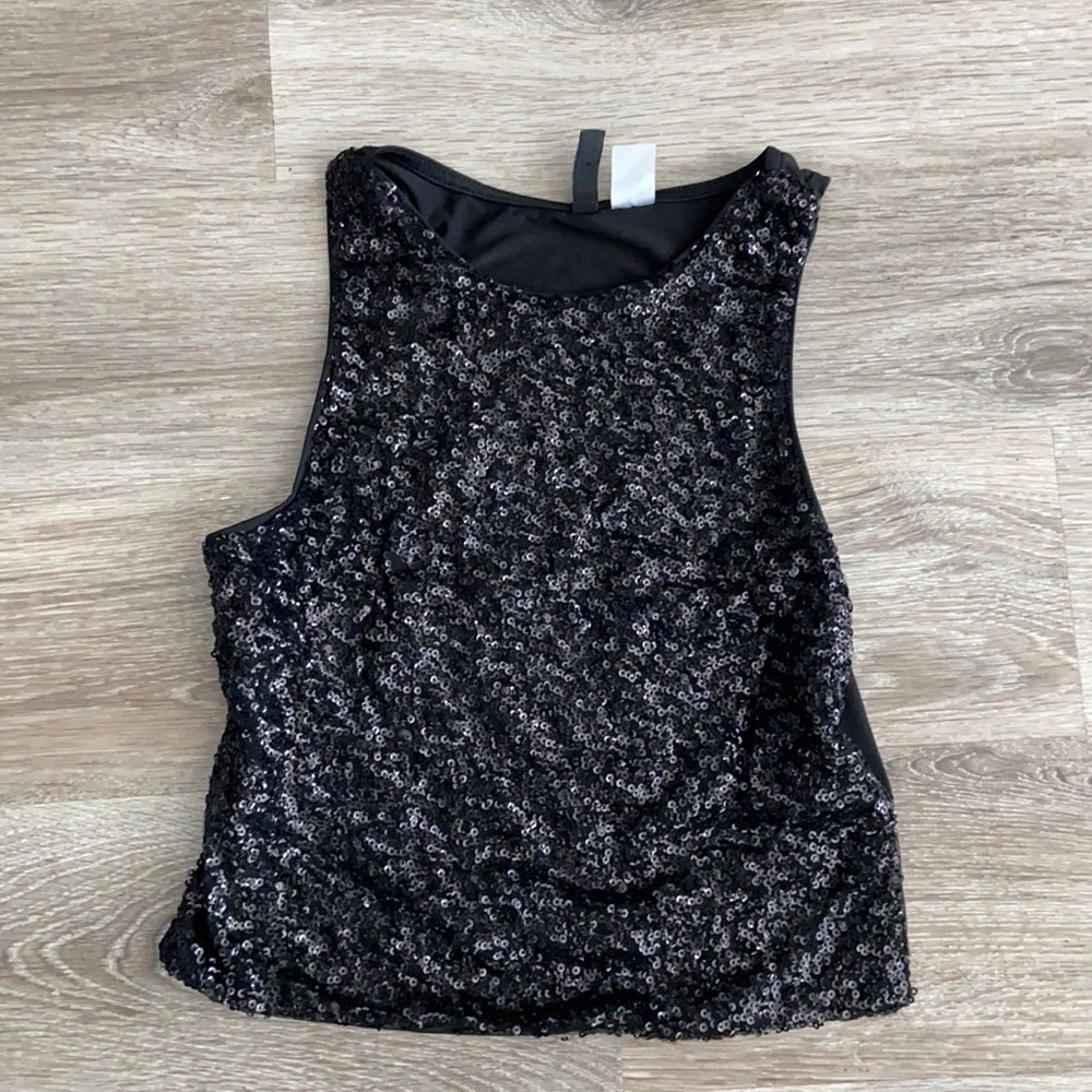 Hardly Worn black crop top